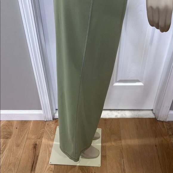 ELATION HIGH WAISTED WIDE LEG PANT OLIVE GREEN - Picture 2 of 6